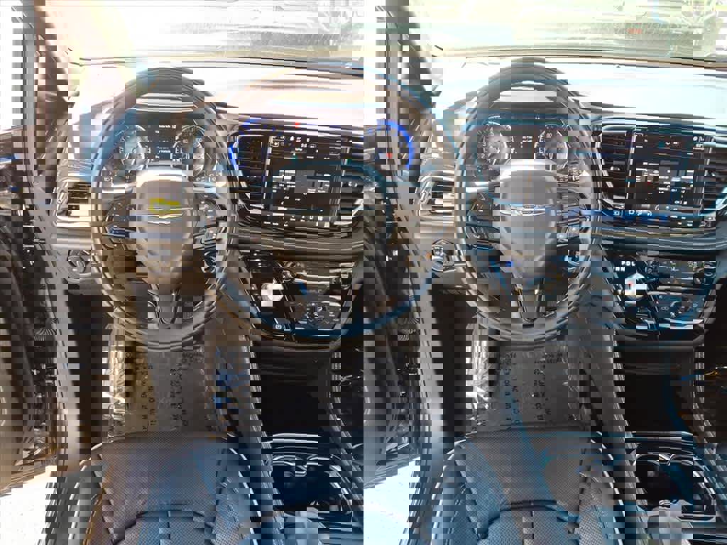 Used 2022 Chrysler Pacifica Limited w/ S Appearance Package image 13