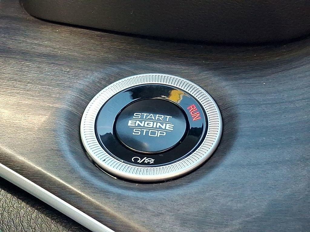 Used 2024 Jeep Grand Cherokee Limited 4xe image 24