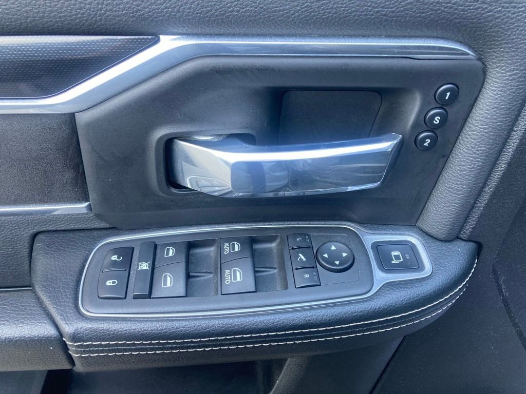 Used 2022 RAM 2500 Laramie AWD/4WD image 18