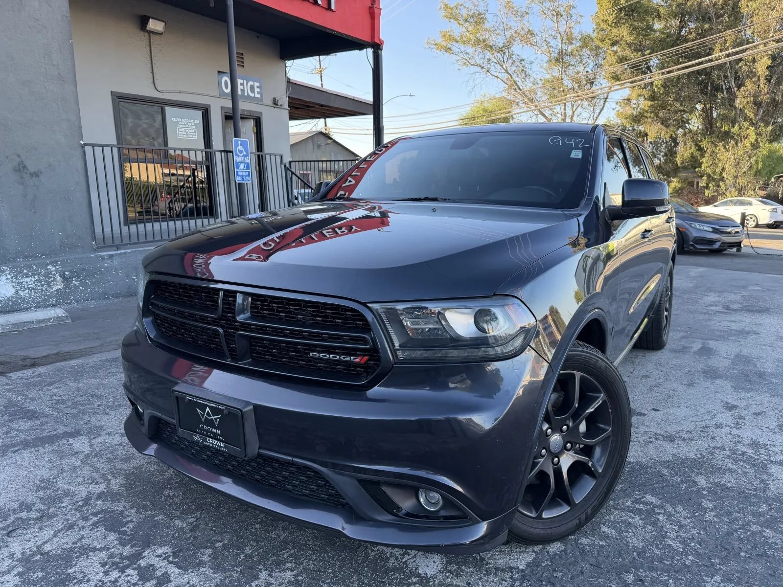 Used 2015 Dodge Durango R/T RWD image 1
