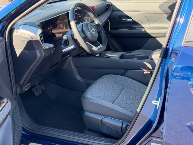 New 2026 Nissan Kicks SV FWD image 11