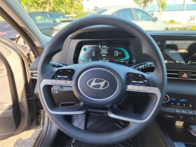 New 2025 Hyundai Elantra Blue image 23