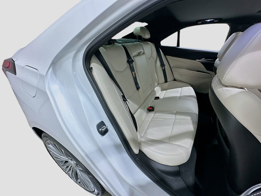 Used 2023 Cadillac CT4 Premium Luxury RWD image 29