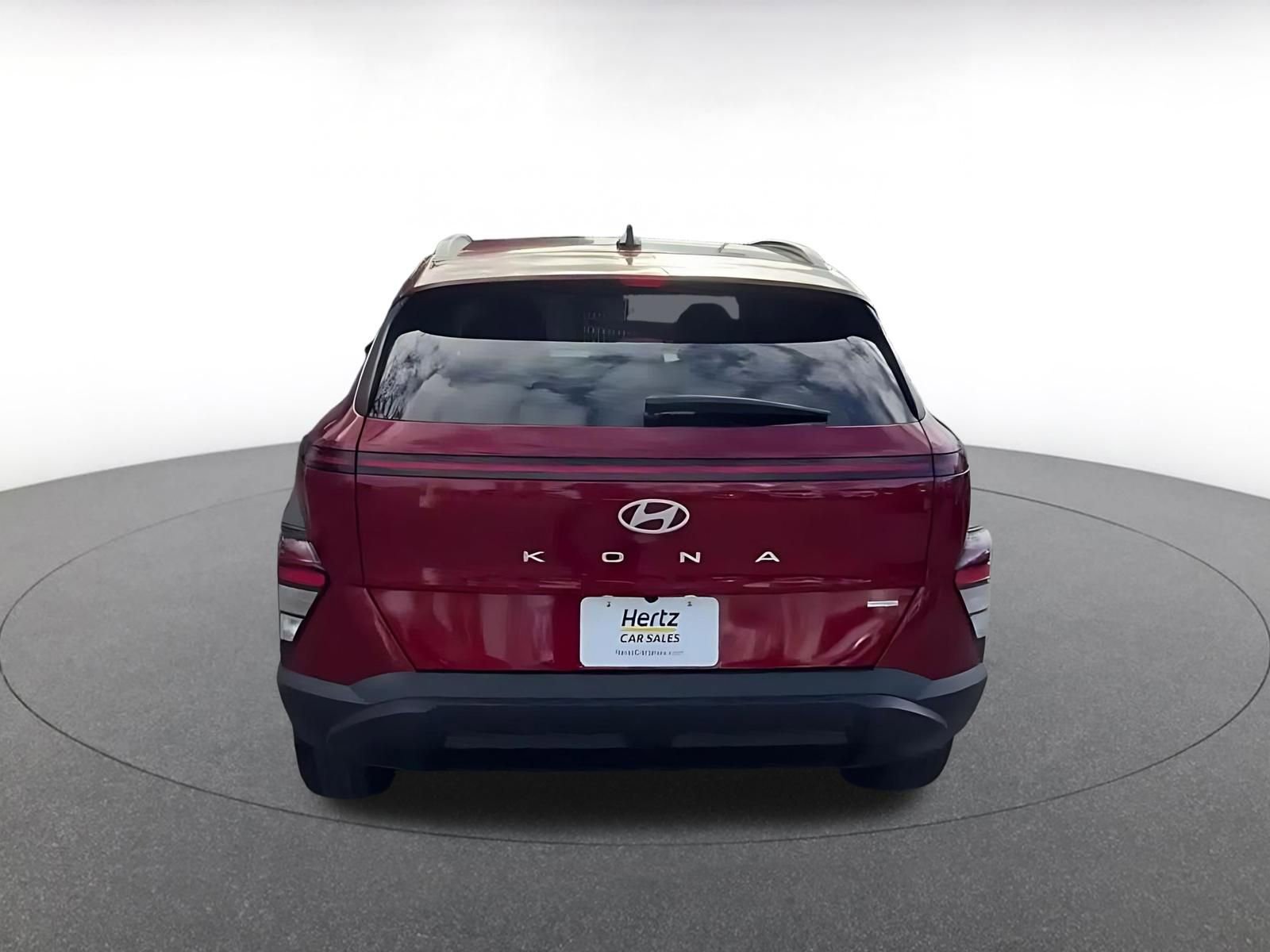 Used 2025 Hyundai Kona SEL AWD/4WD image 12