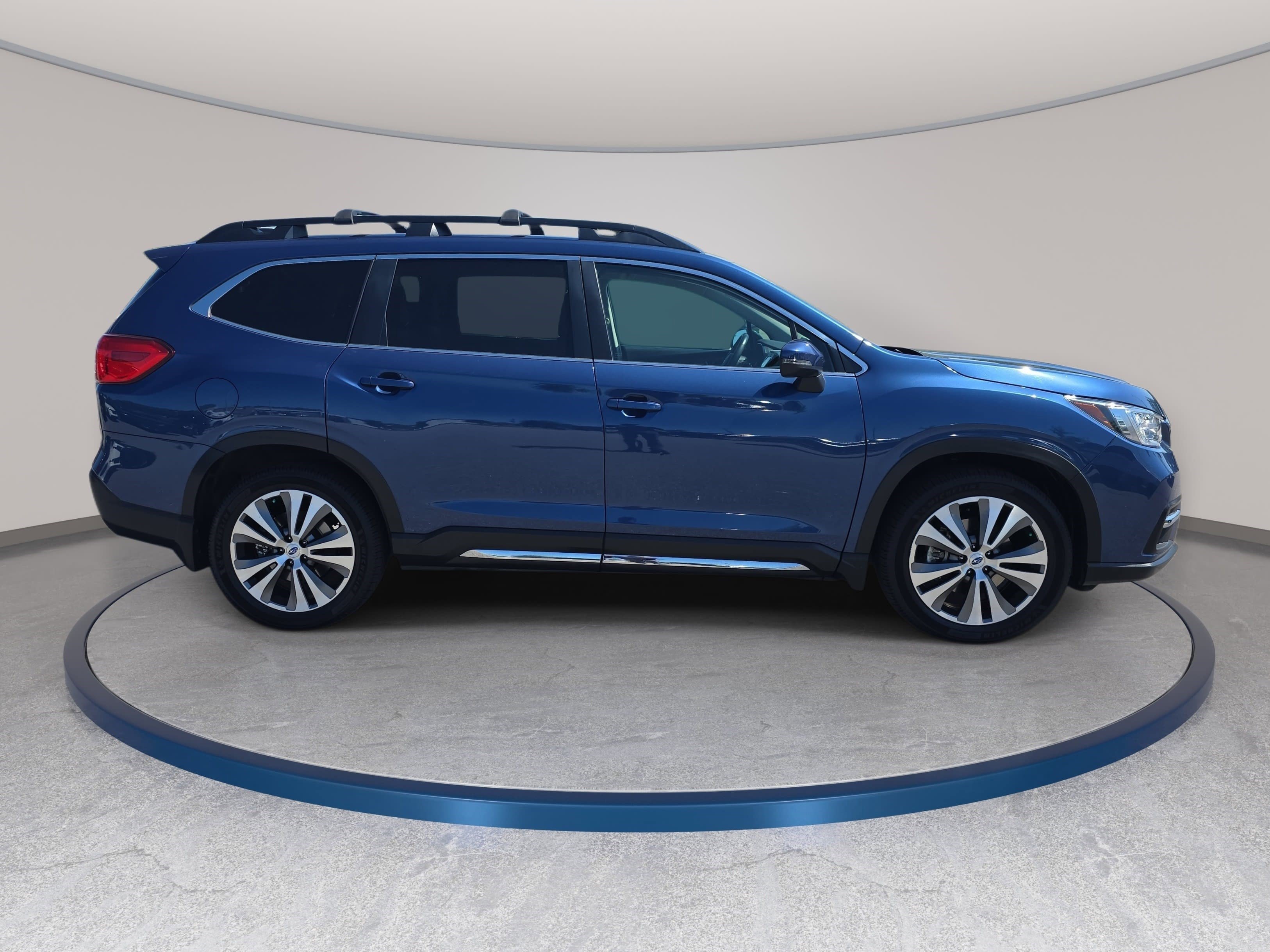 Used 2021 Subaru Ascent Limited w/ Technology Package AWD/4WD image 4