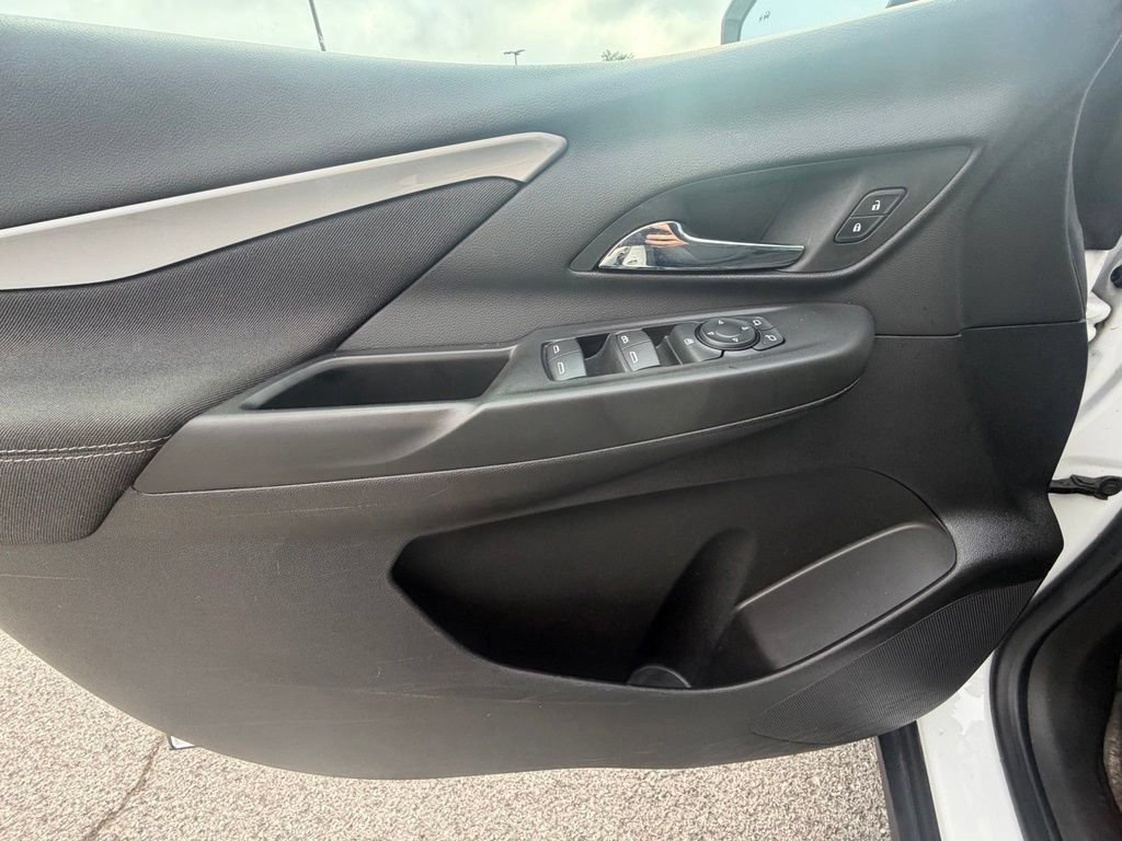 Used 2022 Chevrolet Bolt LT FWD image 14