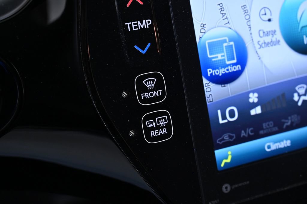 Used 2022 Toyota Prius Prime XLE image 22