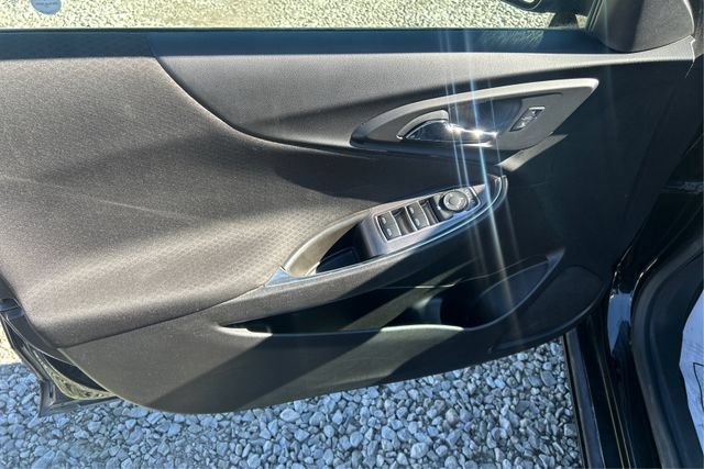 Used 2017 Chevrolet Malibu LT FWD image 20