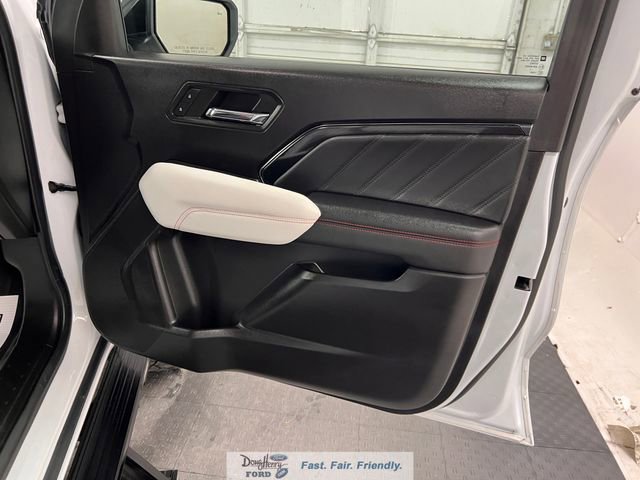 Used 2023 GMC Canyon AT4X image 35