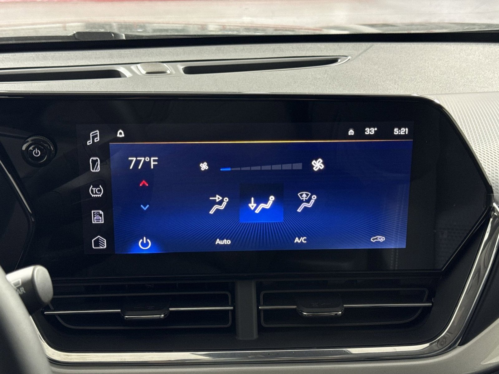 New 2026 Chevrolet Trax LT w/ Driver Confidence Package image 21