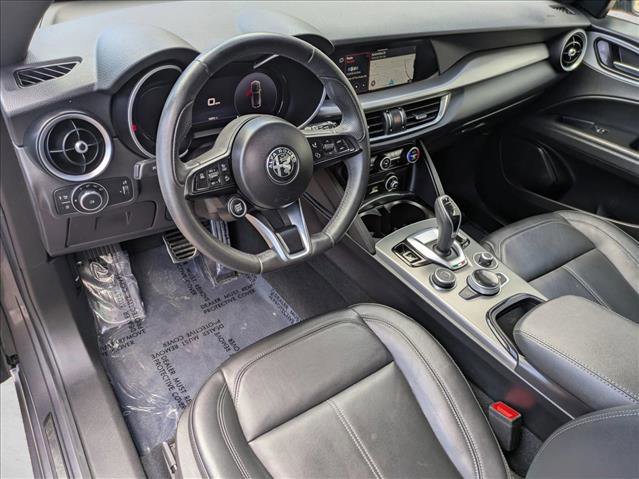 Used 2024 Alfa Romeo Stelvio Ti AWD/4WD image 10