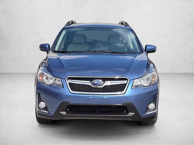 Used 2017 Subaru Crosstrek 2.0i Limited w/ Popular Package #2 AWD/4WD image 2
