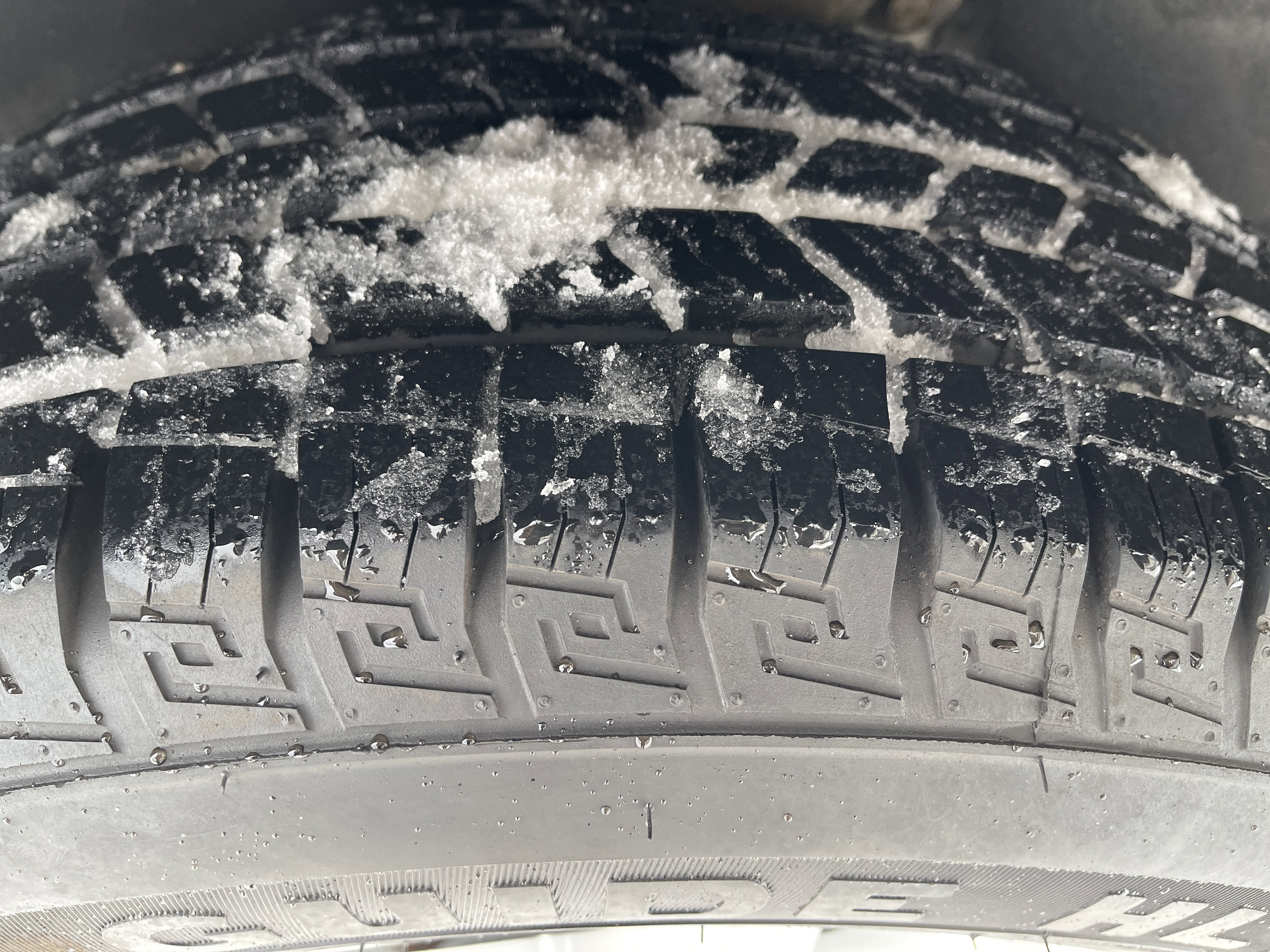 Used 2020 Ford Edge SEL image 22