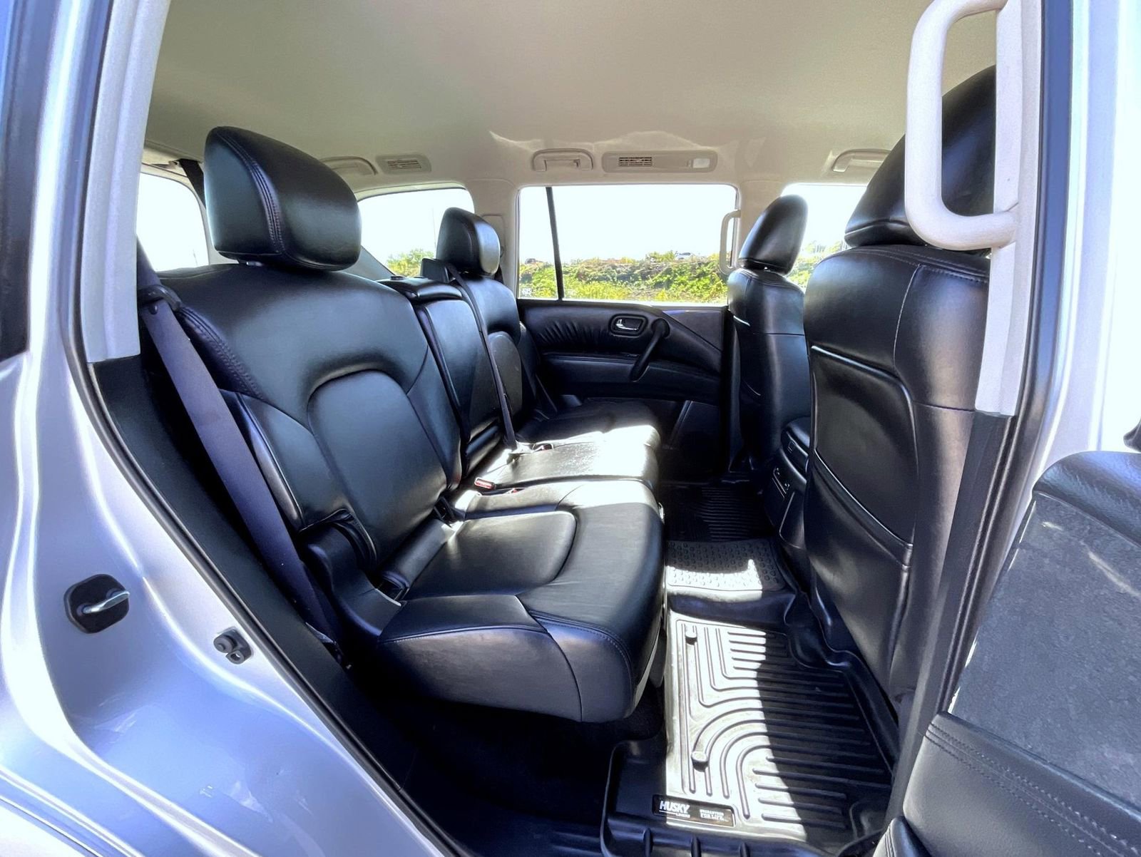 Used 2022 Nissan Armada SV AWD/4WD image 18