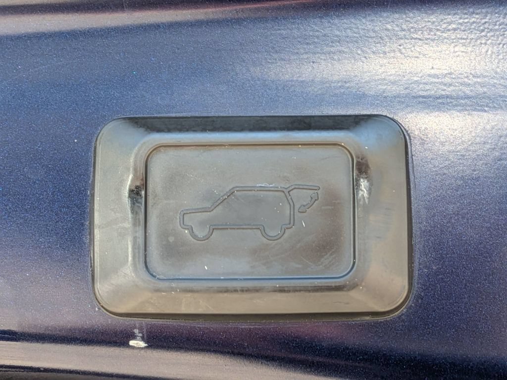 Used 2020 Toyota RAV4 XLE Premium w/ All Weather Liner Package AWD/4WD image 31