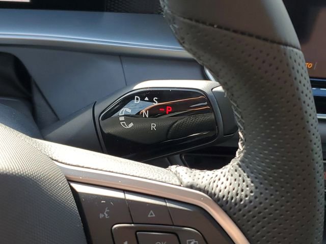 New 2026 Volkswagen Tiguan SE R-Line image 28