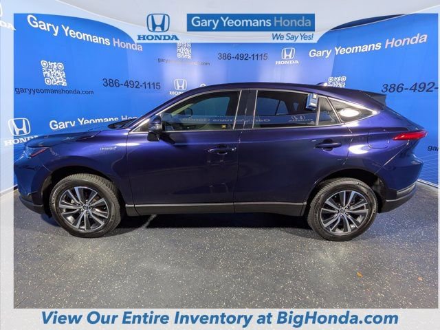 Used 2021 Toyota Venza LE AWD/4WD image 9
