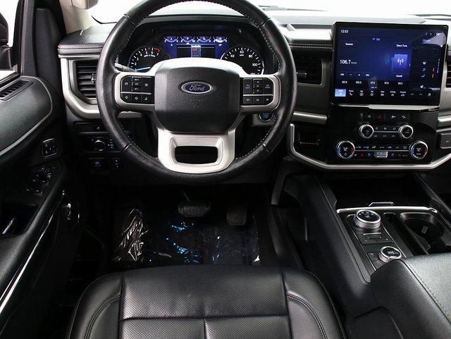 Used 2024 Ford Expedition Max XLT image 15