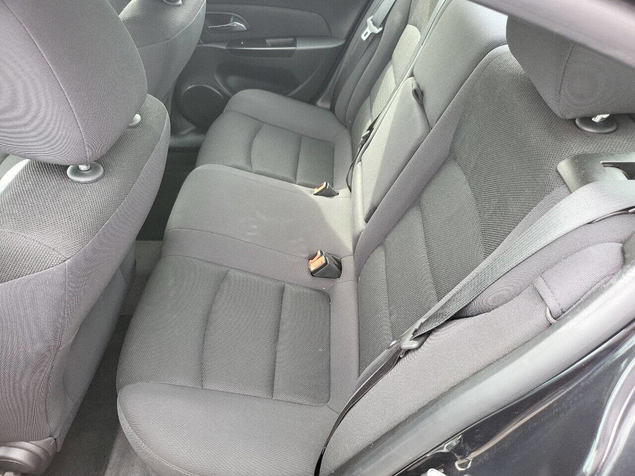 Used 2014 Chevrolet Cruze LT image 20