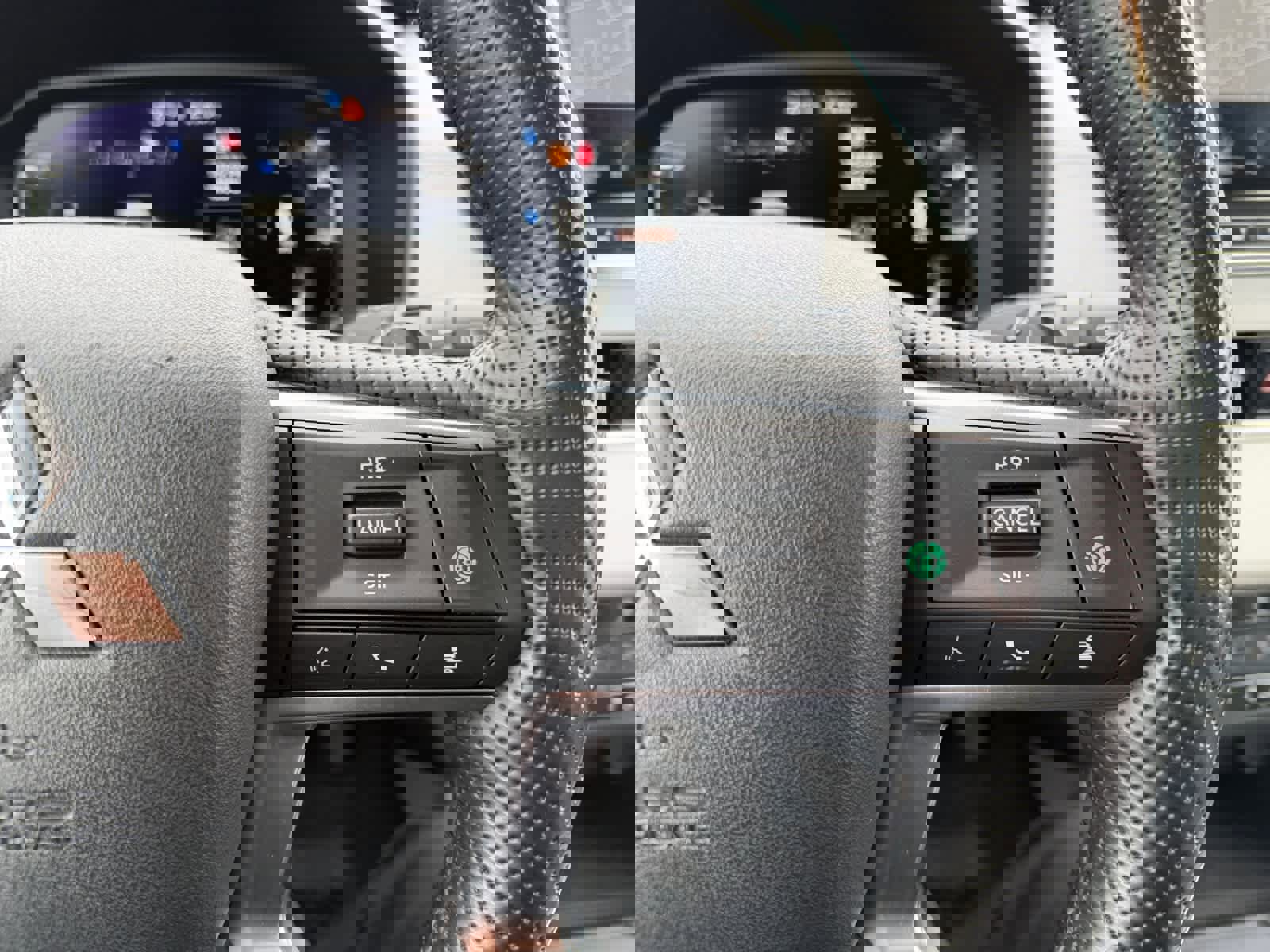 Used 2024 Mitsubishi Outlander SEL image 19