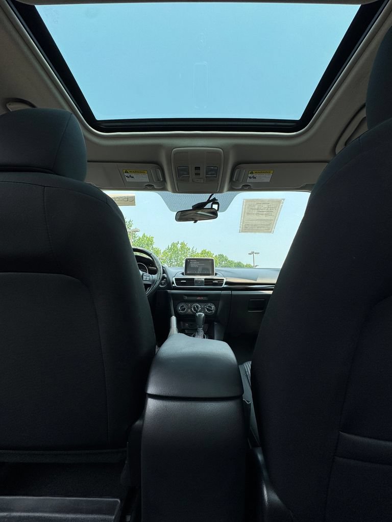 Used 2016 MAZDA MAZDA3 i Touring FWD image 24