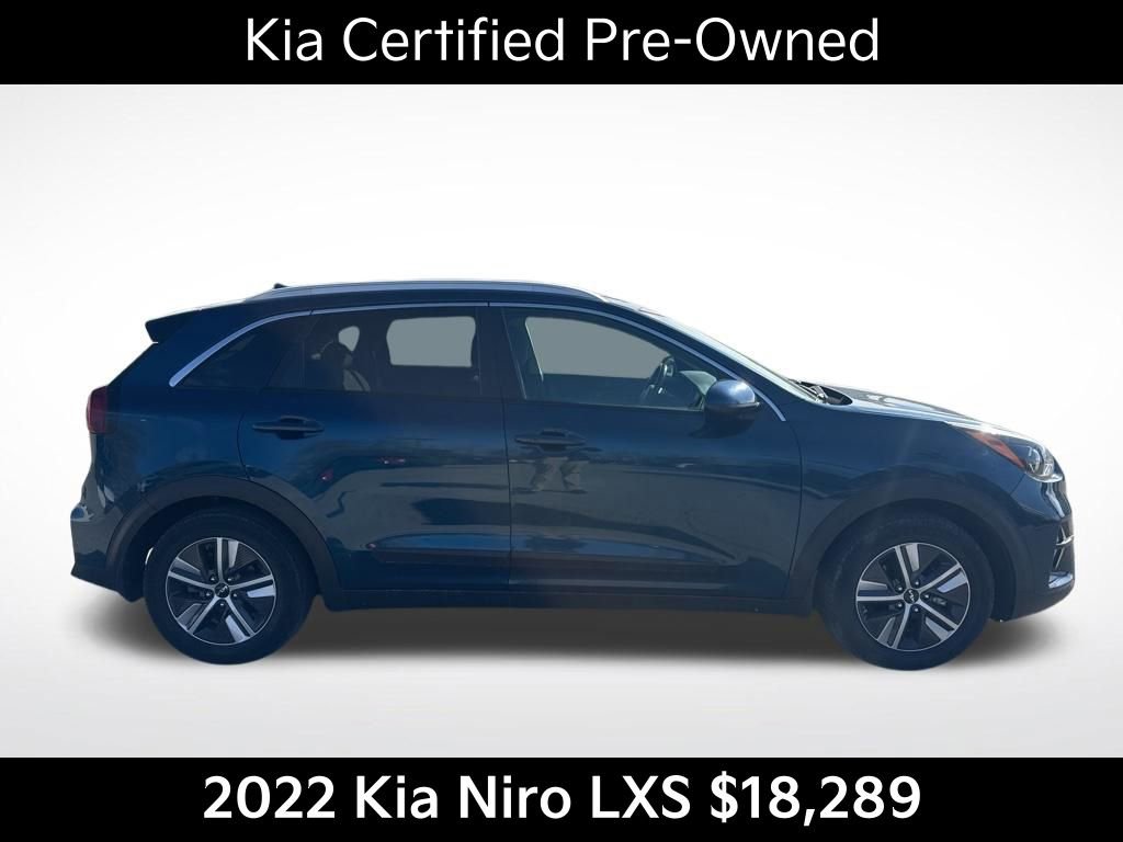 Certified 2022 Kia Niro LXS image 2
