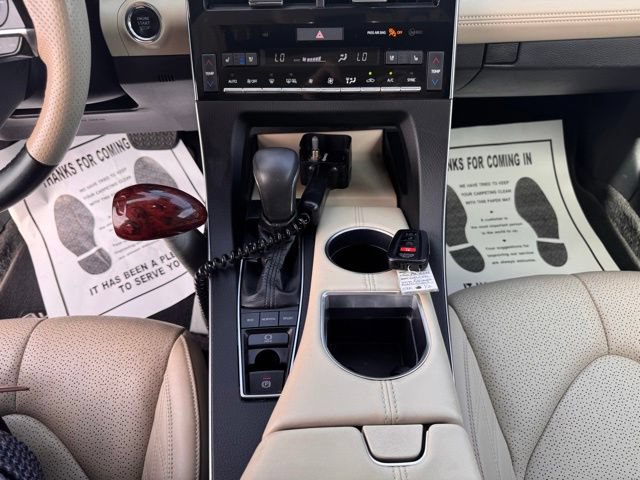 Used 2019 Toyota Avalon Limited w/ Advanced Safety Package FWD image 20