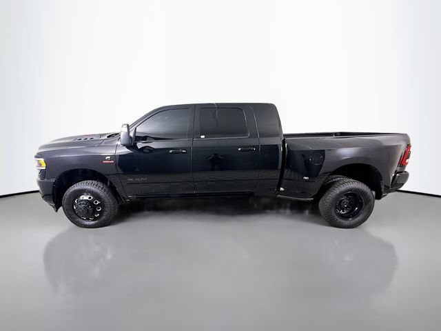 Used 2024 RAM 3500 Laramie w/ Night Edition AWD/4WD image 4