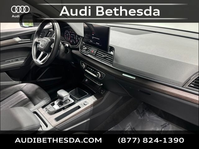 Used 2021 Audi Q5 2.0T Premium Plus w/ Premium Plus Package AWD/4WD image 11