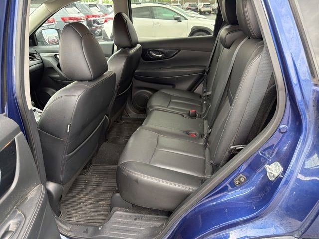 Used 2019 Nissan Rogue SL AWD/4WD image 10