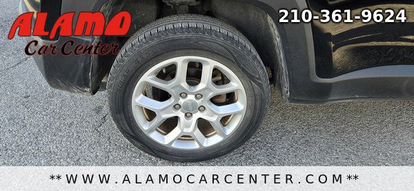 Used 2017 Jeep Renegade Latitude w/ Advanced Technology Group image 15