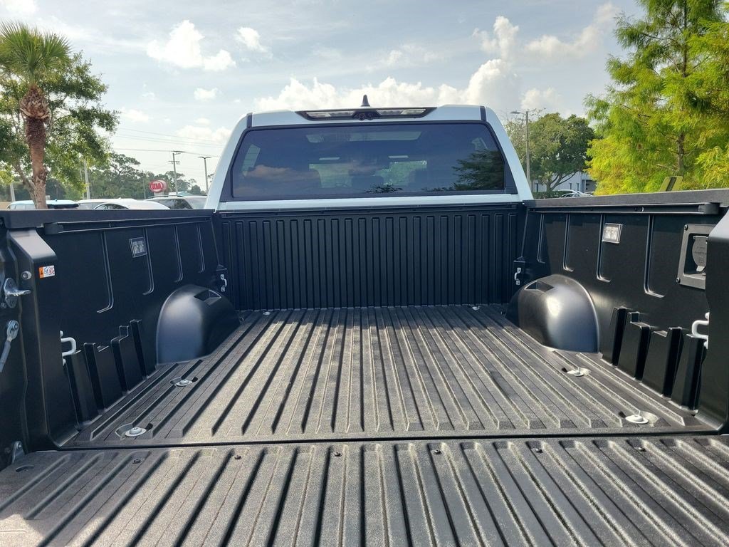 New 2026 Toyota Tundra Platinum AWD/4WD image 29