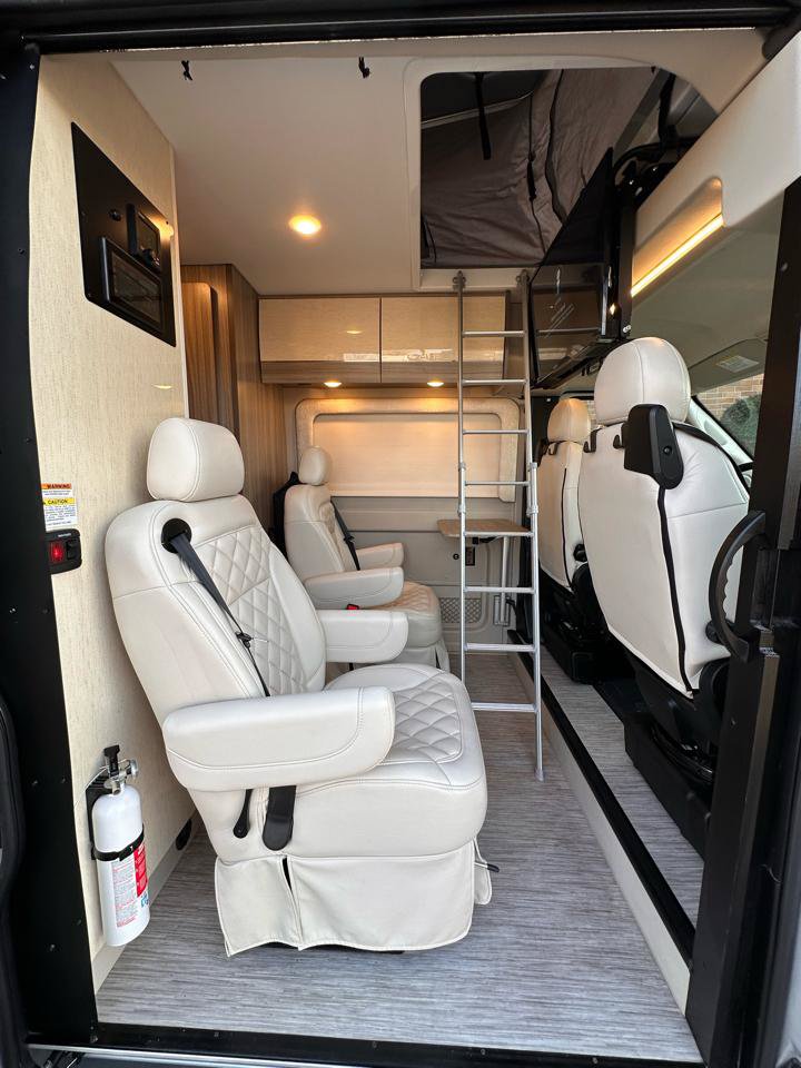 Used 2023 RAM ProMaster 3500 w/ Premium Convenience Group (B) FWD image 68