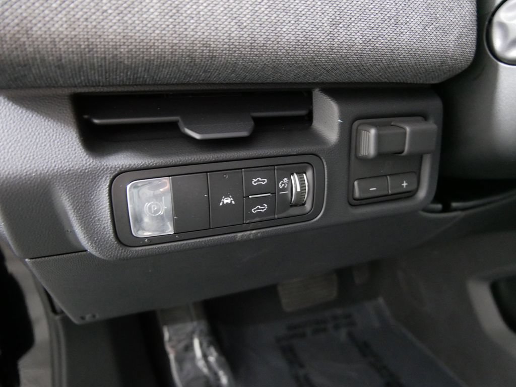 New 2026 GMC Sierra EV Elevation w/ Premium Package AWD/4WD image 15
