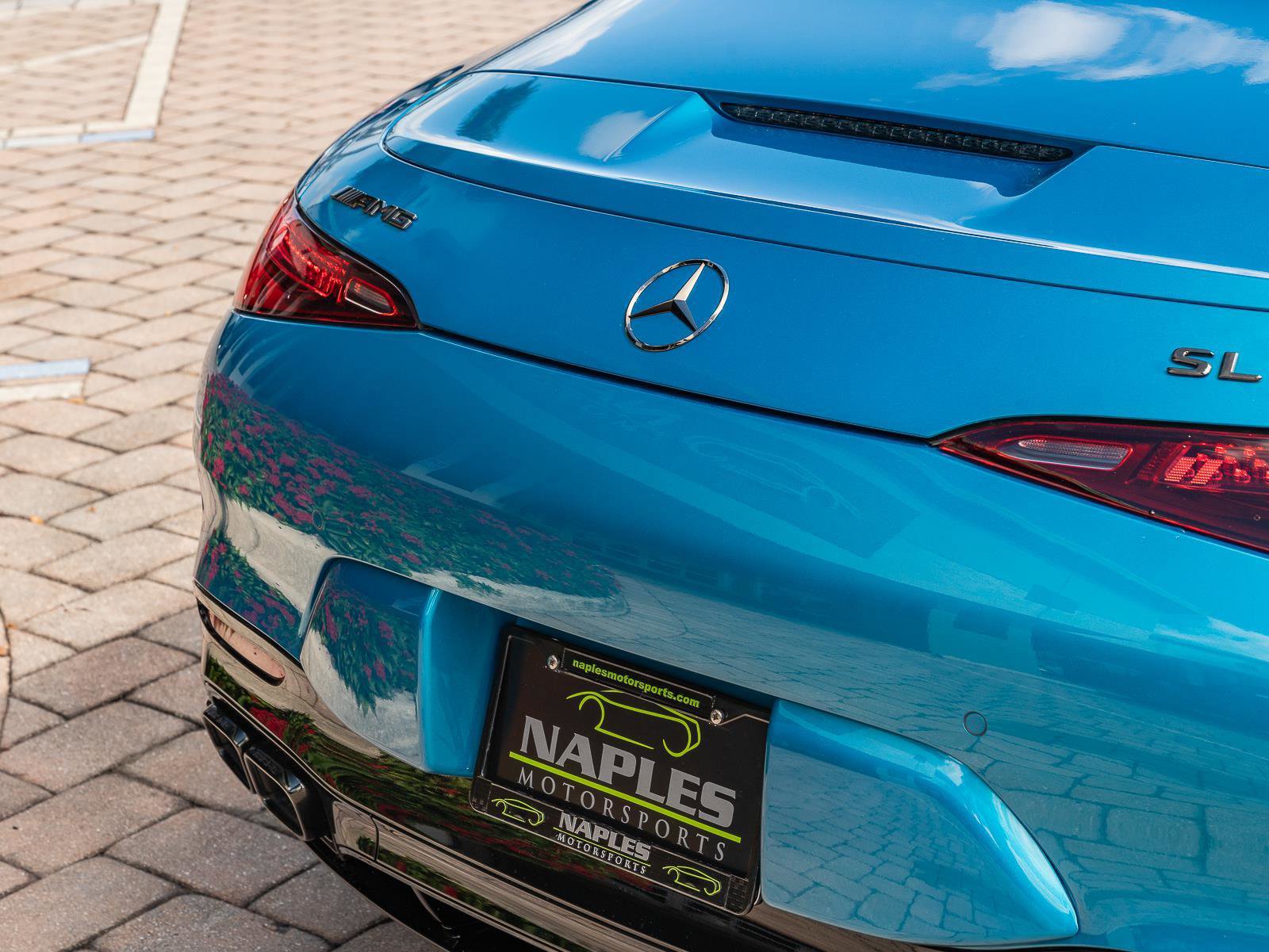 Used 2024 Mercedes-Benz SL 63 AMG 4MATIC image 11