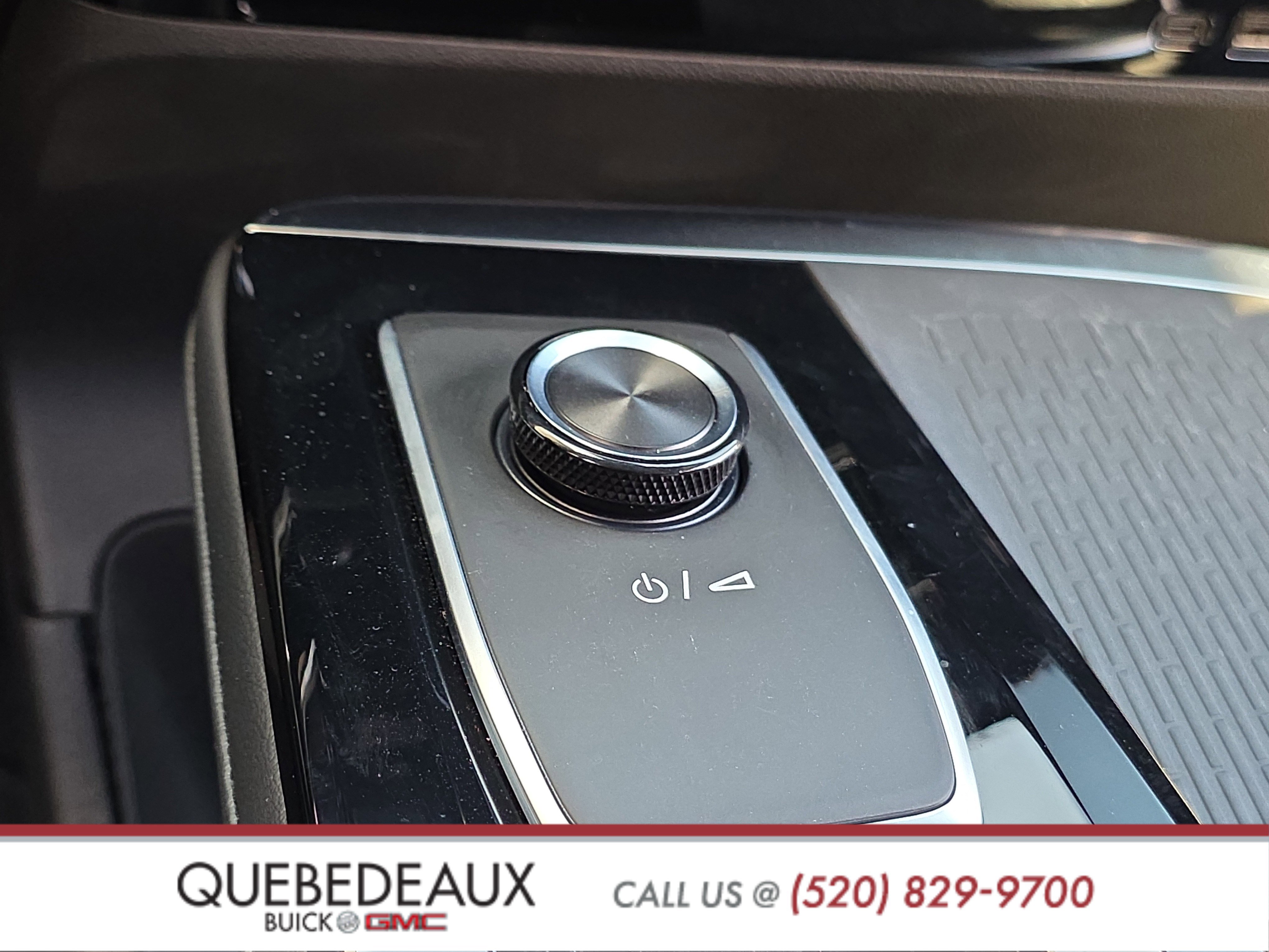 Used 2025 Buick Enclave Sport Touring w/ Super Cruise Package FWD image 22