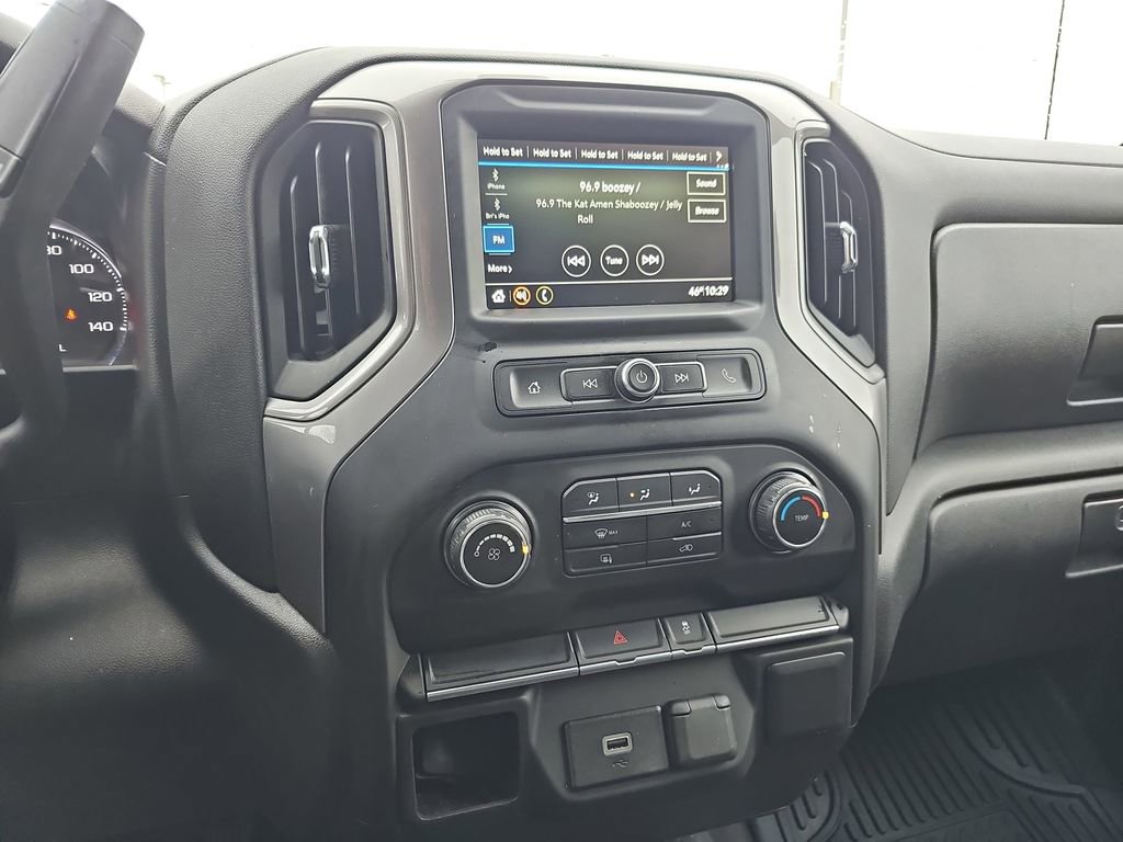 Used 2019 Chevrolet Silverado 1500 Custom image 22