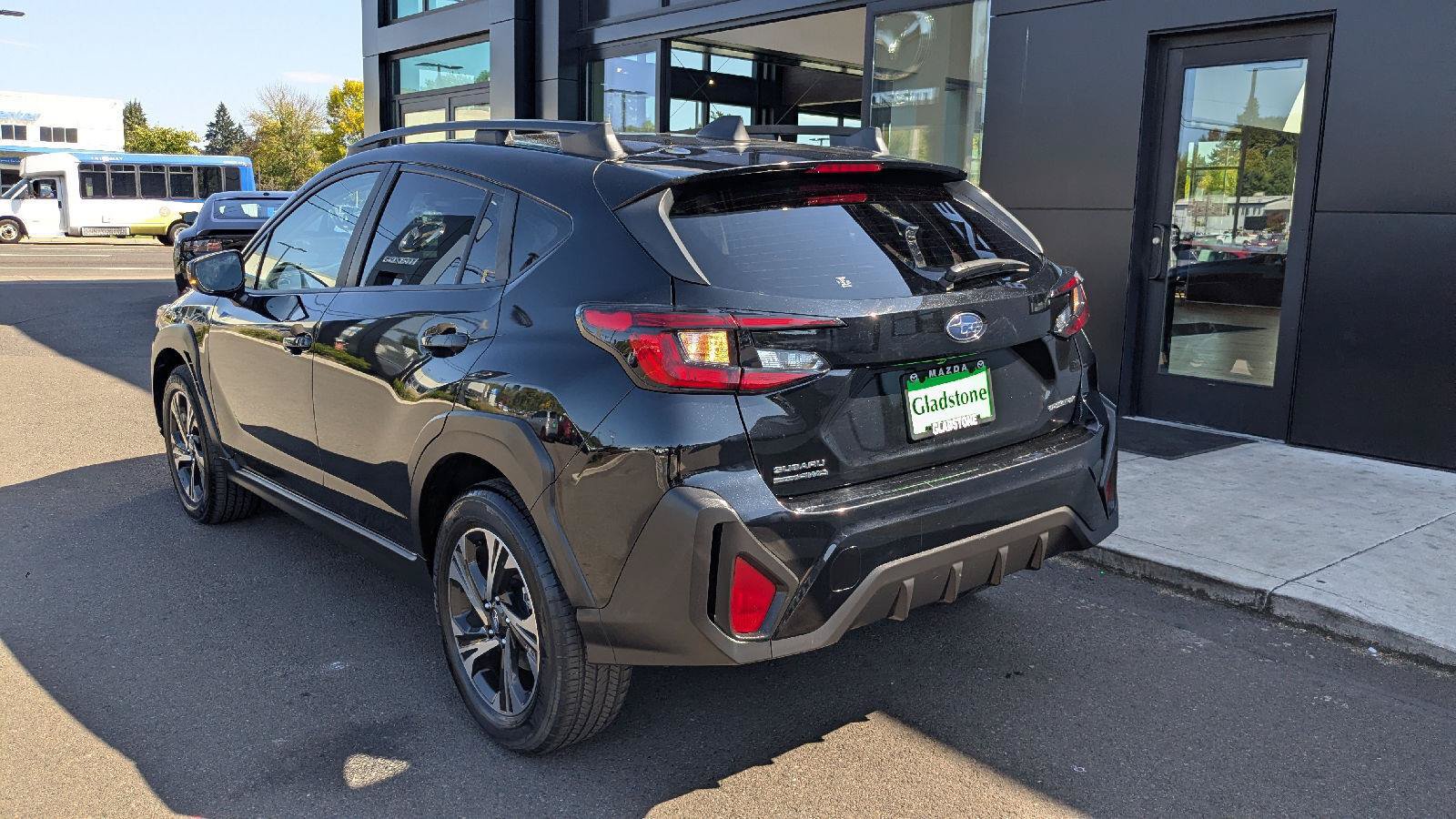 Used 2025 Subaru Crosstrek 2.5i Premium AWD/4WD image 4