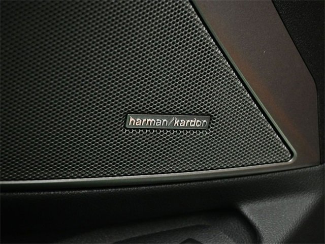 Used 2025 BMW M3 Competition w/ Executive Package image 21