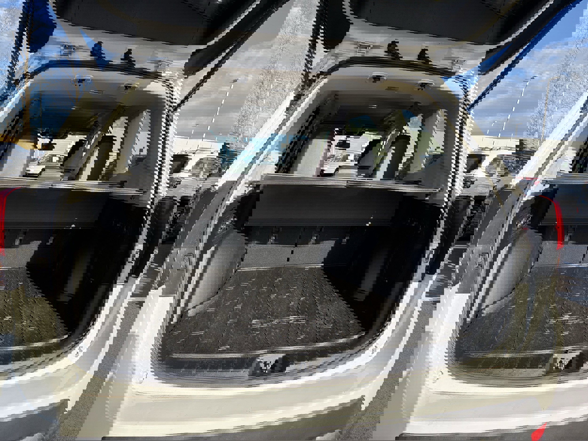 Certified 2024 Subaru Forester Limited image 12