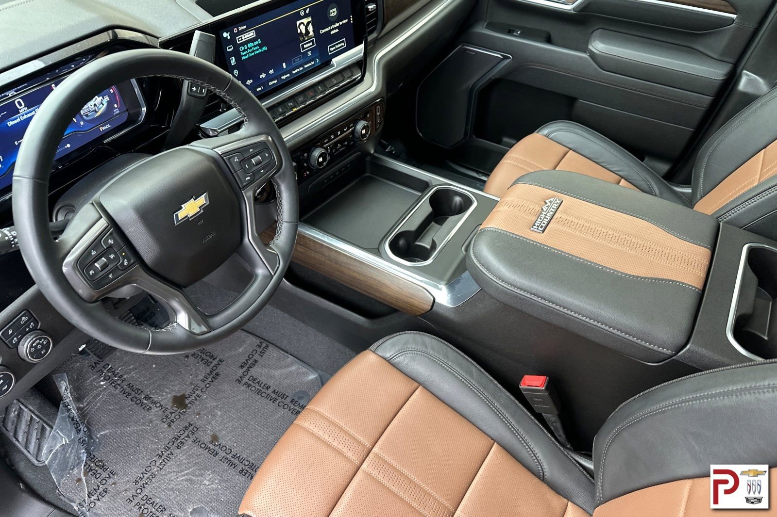 Certified 2025 Chevrolet Silverado 3500 High Country w/ Technology Package image 10