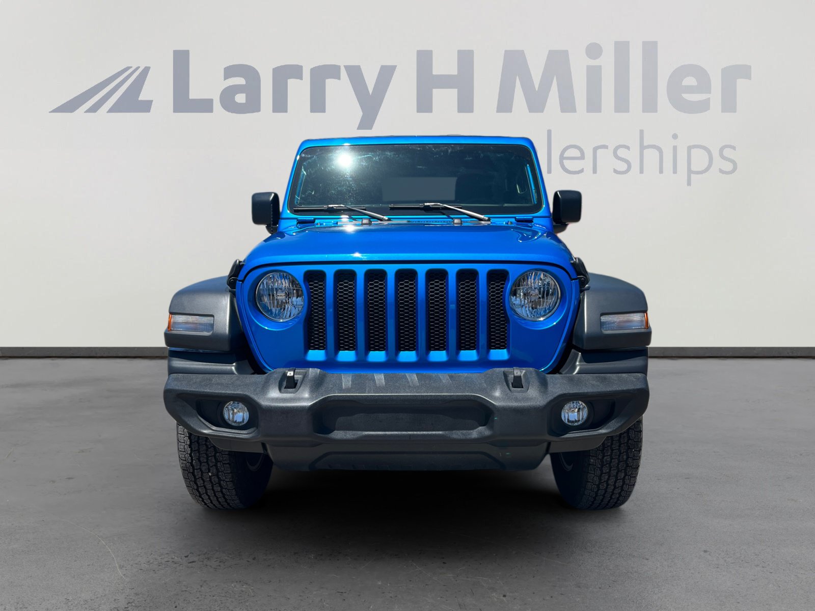 Used 2023 Jeep Wrangler Sport AWD/4WD image 8