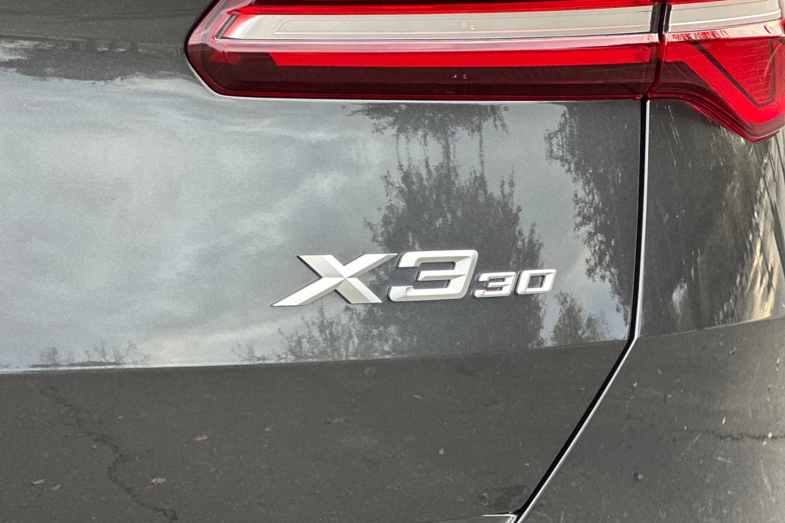 Used 2025 BMW X3 xDrive30i w/ Premium Package image 38