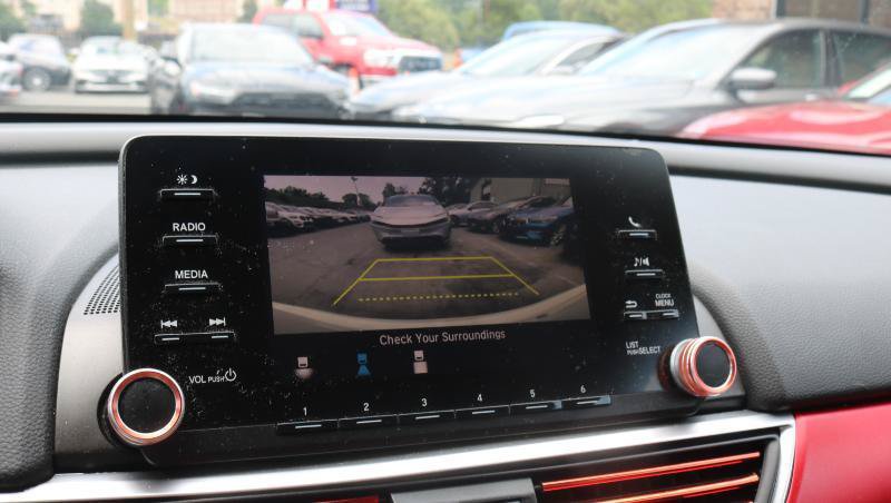 Used 2018 Honda Accord LX image 15