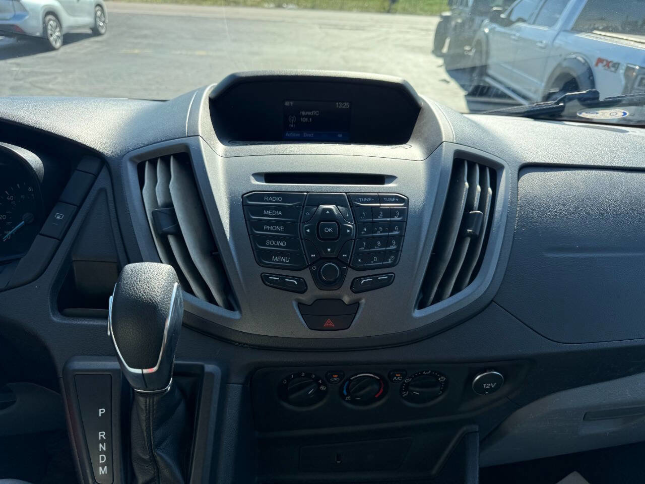 Used 2017 Ford Transit 150 XL RWD image 12