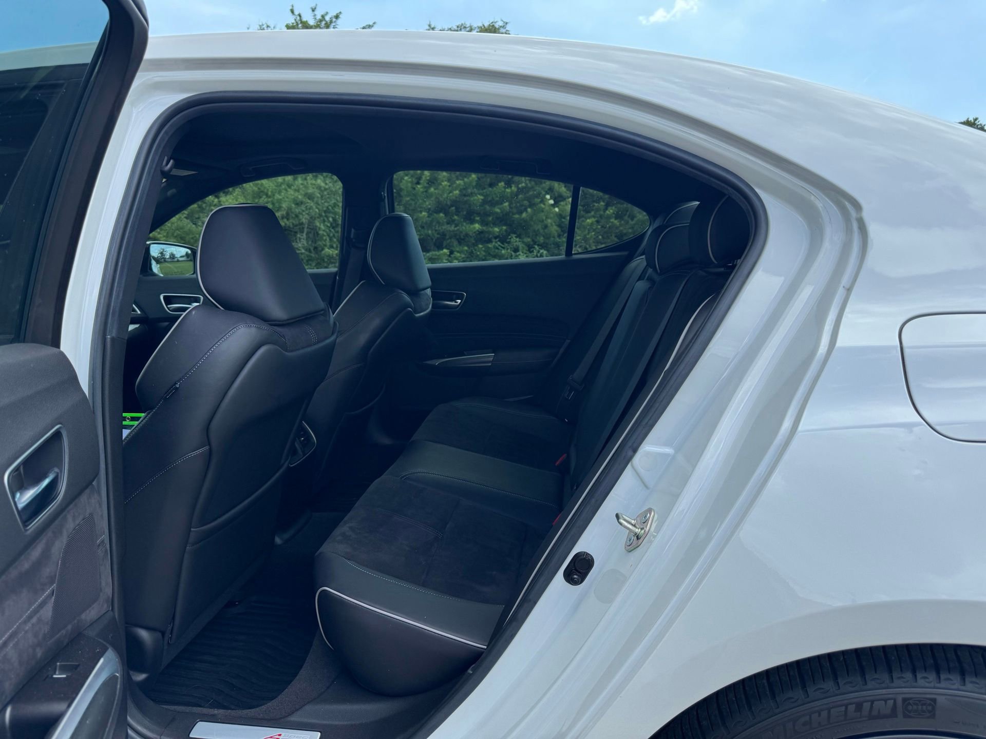 Used 2020 Acura TLX V6 w/ A-SPEC Pkg FWD image 8