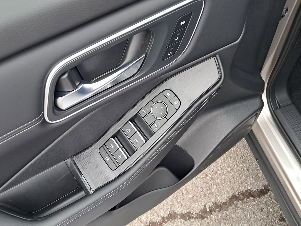 New 2026 Nissan Rogue Platinum w/ Platinum Premium Package image 12