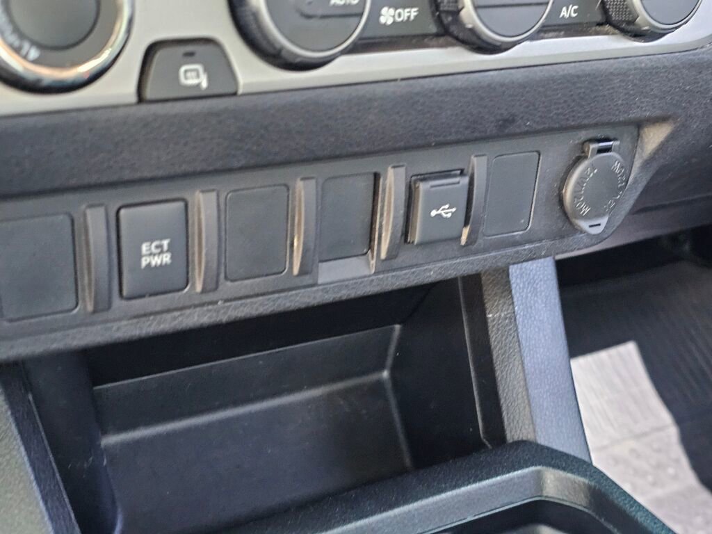 Used 2021 Toyota Tacoma SR image 37