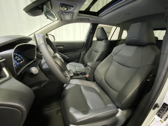 New 2026 Toyota Corolla Cross XLE w/ Convenience Package image 9