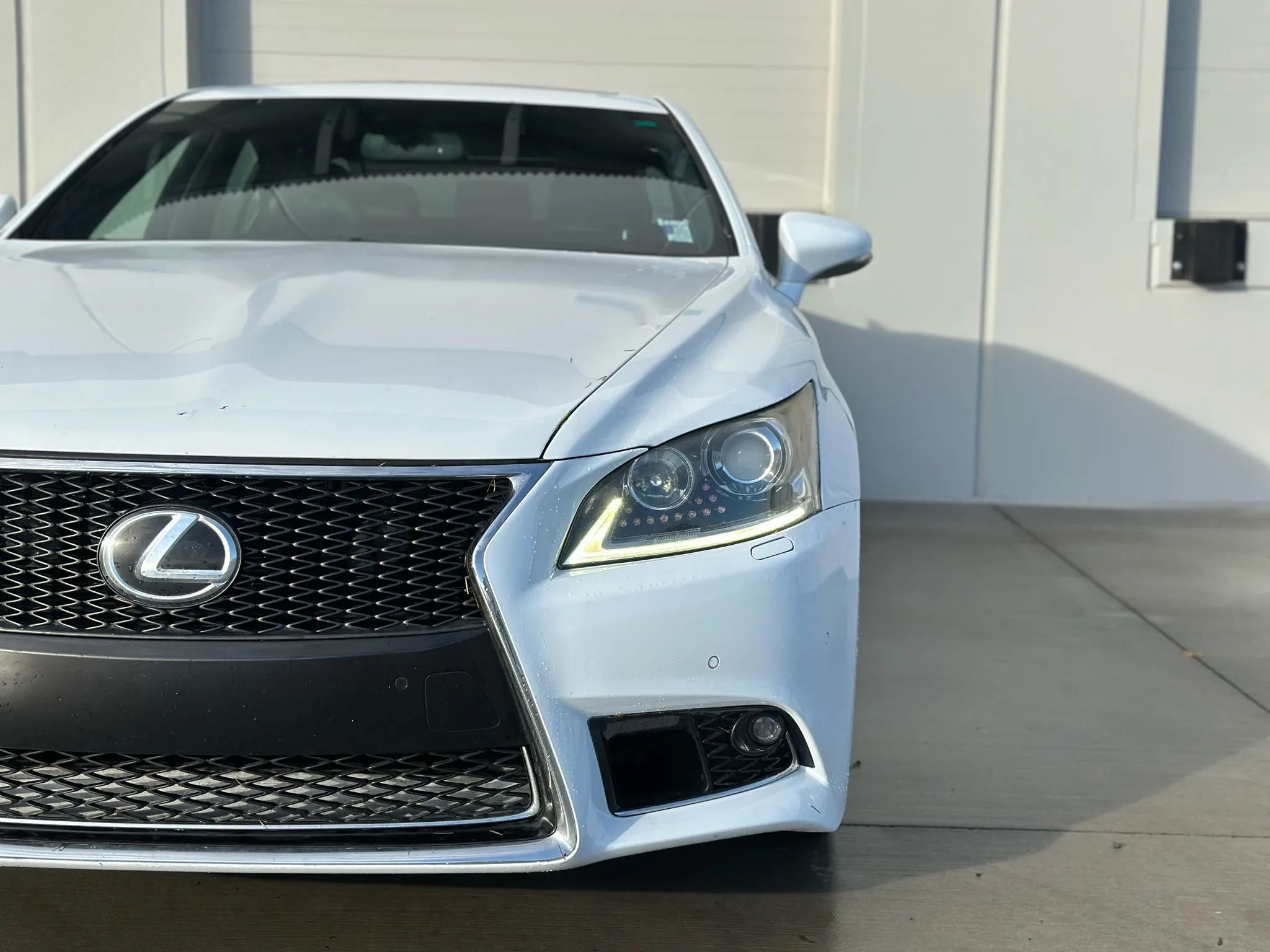 Used 2014 Lexus LS 460 LS 460 Sedan 4D w/ F Sport Package image 36